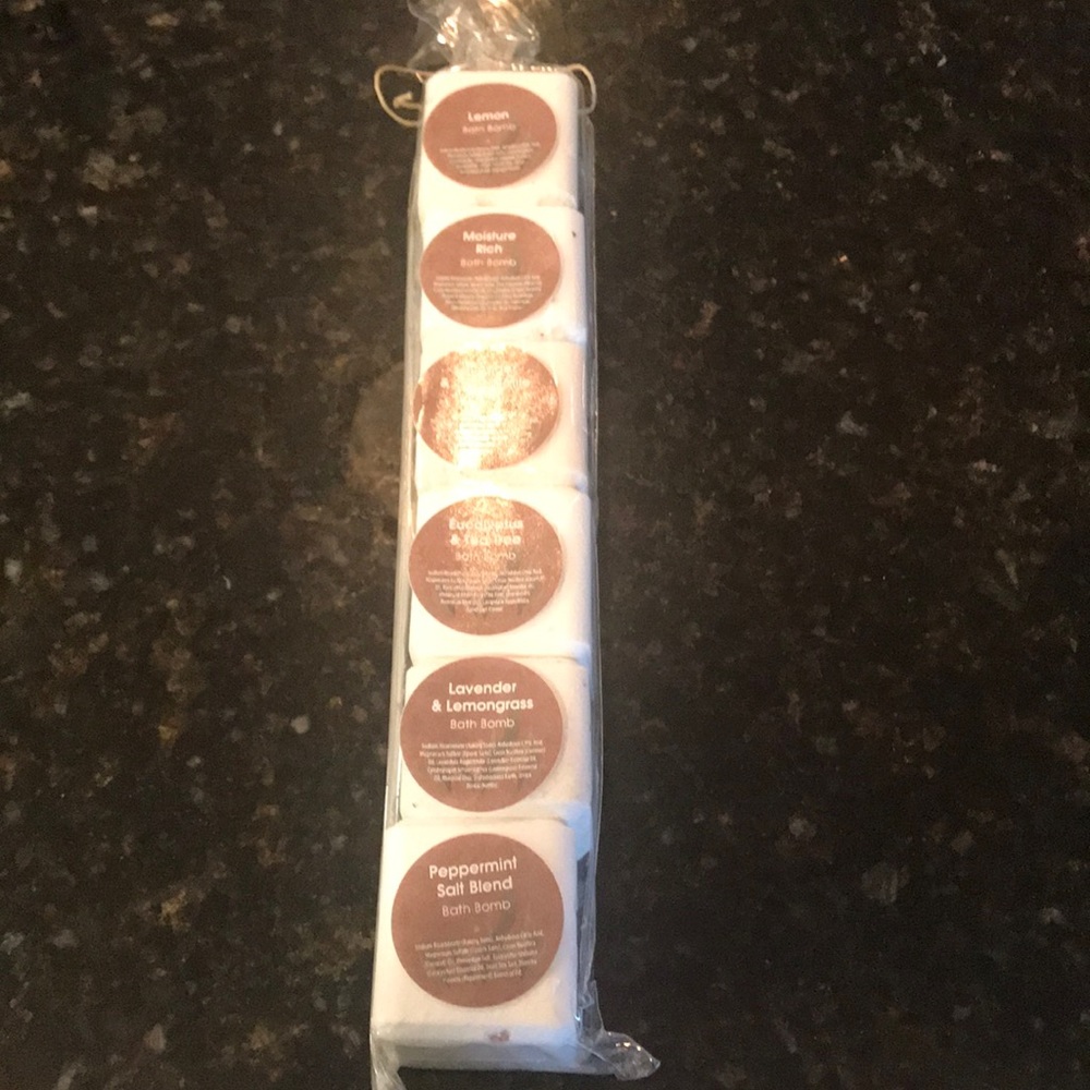 SOLD Brand New Ocean Bottom Bath Bombs